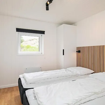 12 Person Holiday In Bl Vand *